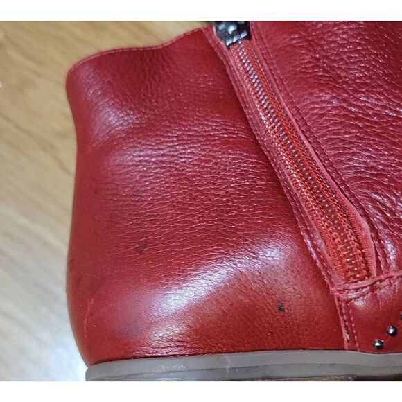 Schutz Red Leather Studded Ankle Boots 7.5 - Picture 7 of 10